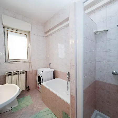 Ruzica Appartamento Crikvenica