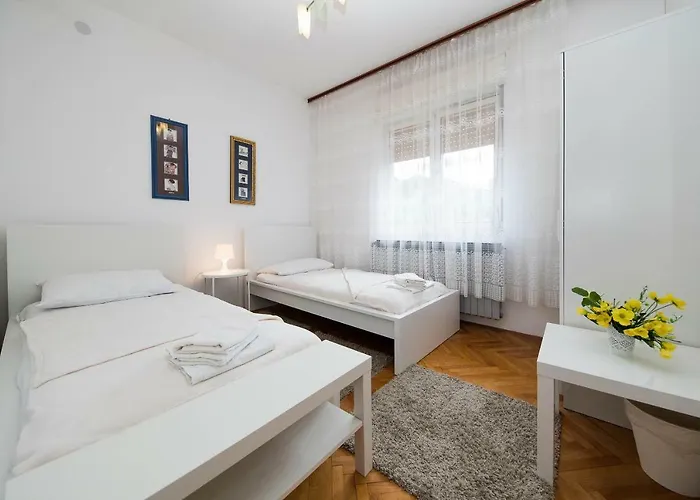 Ruzica 아파트 크리크베니카